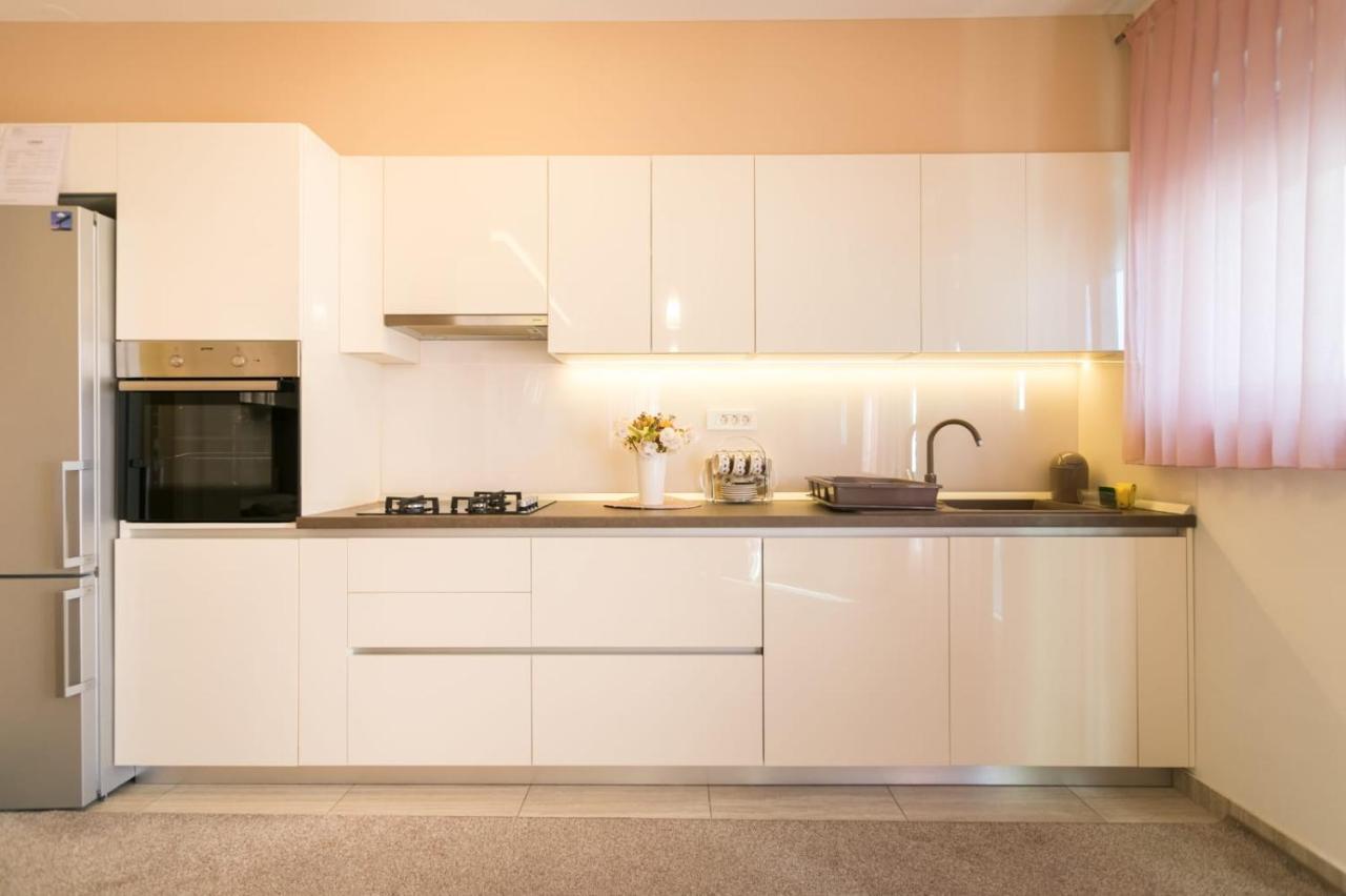 Apartment Sara - Free Parking For 2 Cars Zagreb Eksteriør bilde